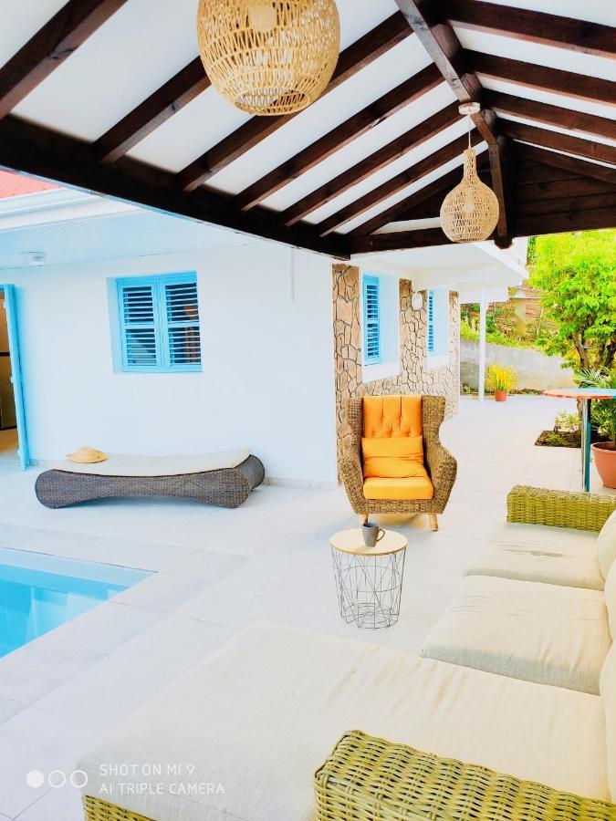 Location Maison Bleue Avec Piscine Privative Au Carbet Martinique Le Carbet Exterior foto